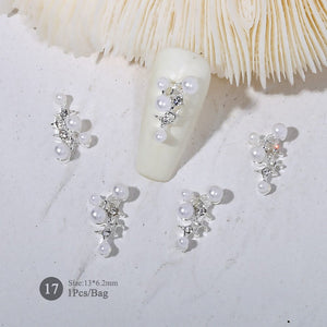 Butterfly Rhinestone Nail Decoration Nail Decoration BORN PRETTY