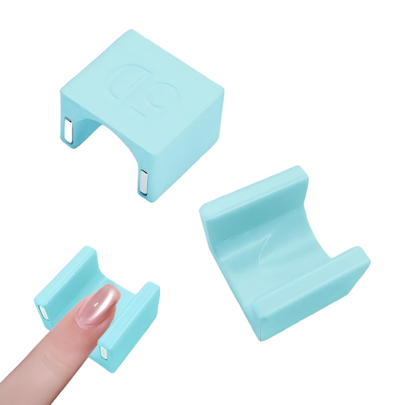 Green 5D Automatic Cat Magnet