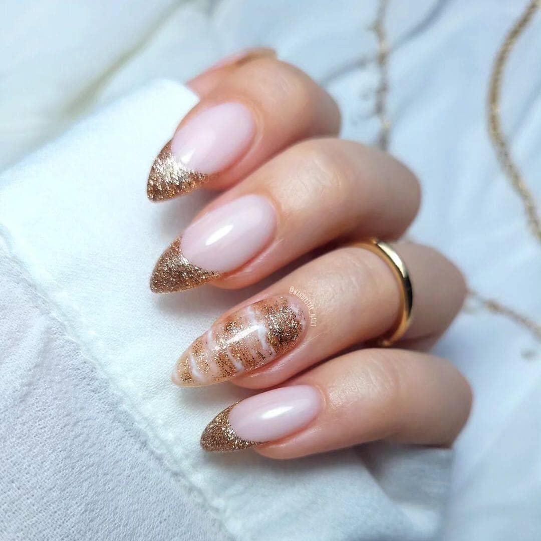 Why buy a gel nail sets kit?