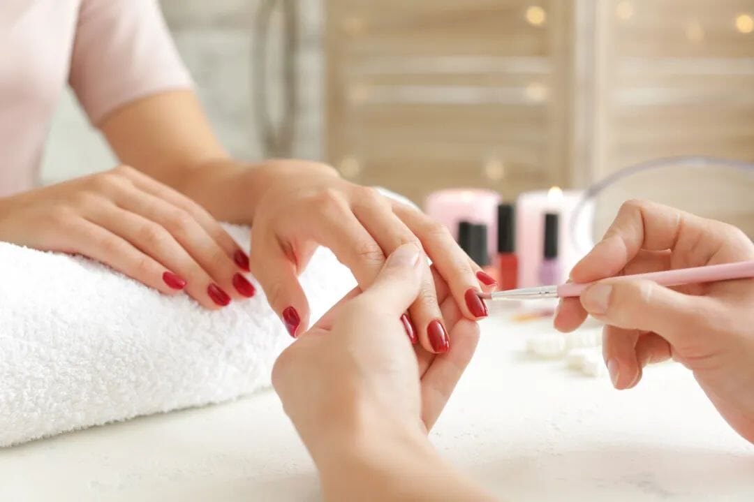 Natural Nail Polish Removal Methods: Is Lemon Juice Effective for Removing Manicures?