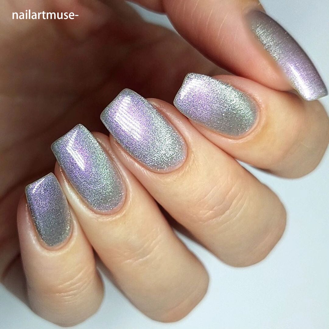 How to apply magnetic gel nail polish